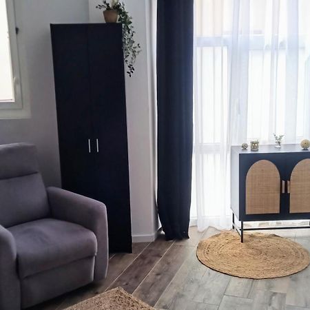 La Pierre 2 Studio Entier Tartas Екстериор снимка