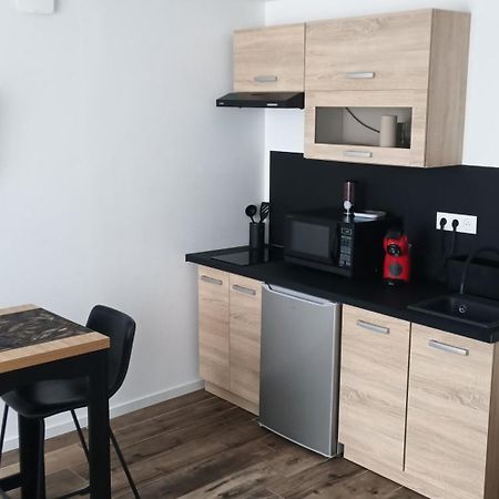 La Pierre 2 Studio Entier Tartas Екстериор снимка